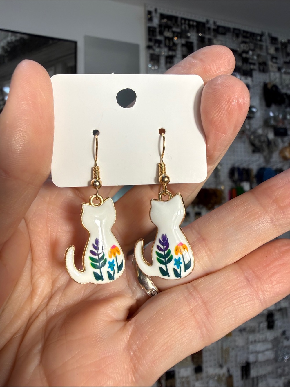 Hand-Painted White Cat Floral Dangle Earrings - Cute White Cat Earrings